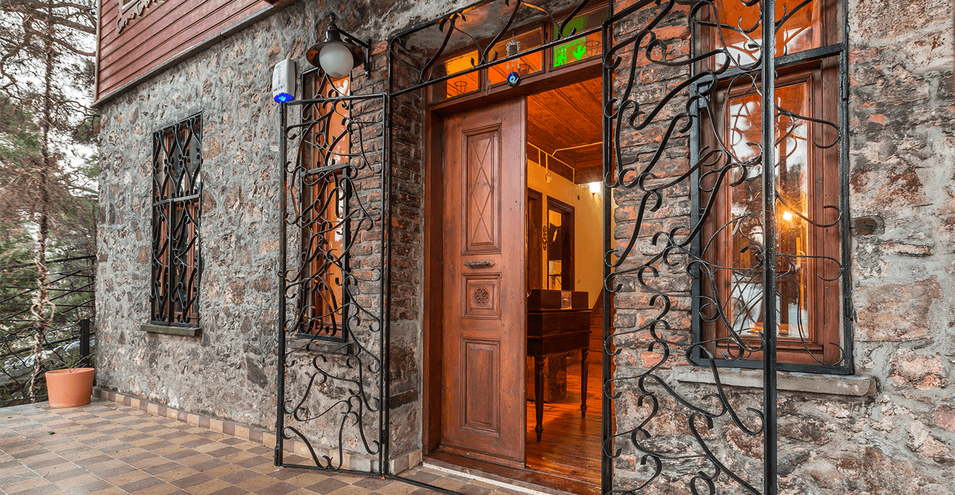 KöşkOrman — detay ve atmosfer